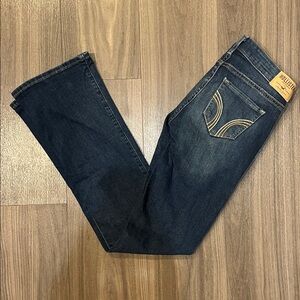 Hollister Boot Cut Jeans (size 1 short)